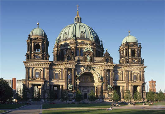 教育與中國的學生有這什么樣的關系 教育與中國的學生有這什么樣的關系